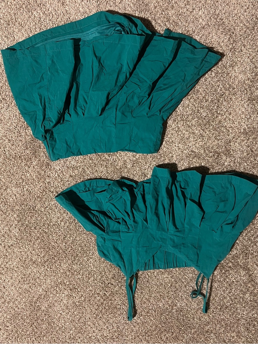 New In Teal Ruffled Women's Two-Piece Set - Picture 2 of 5